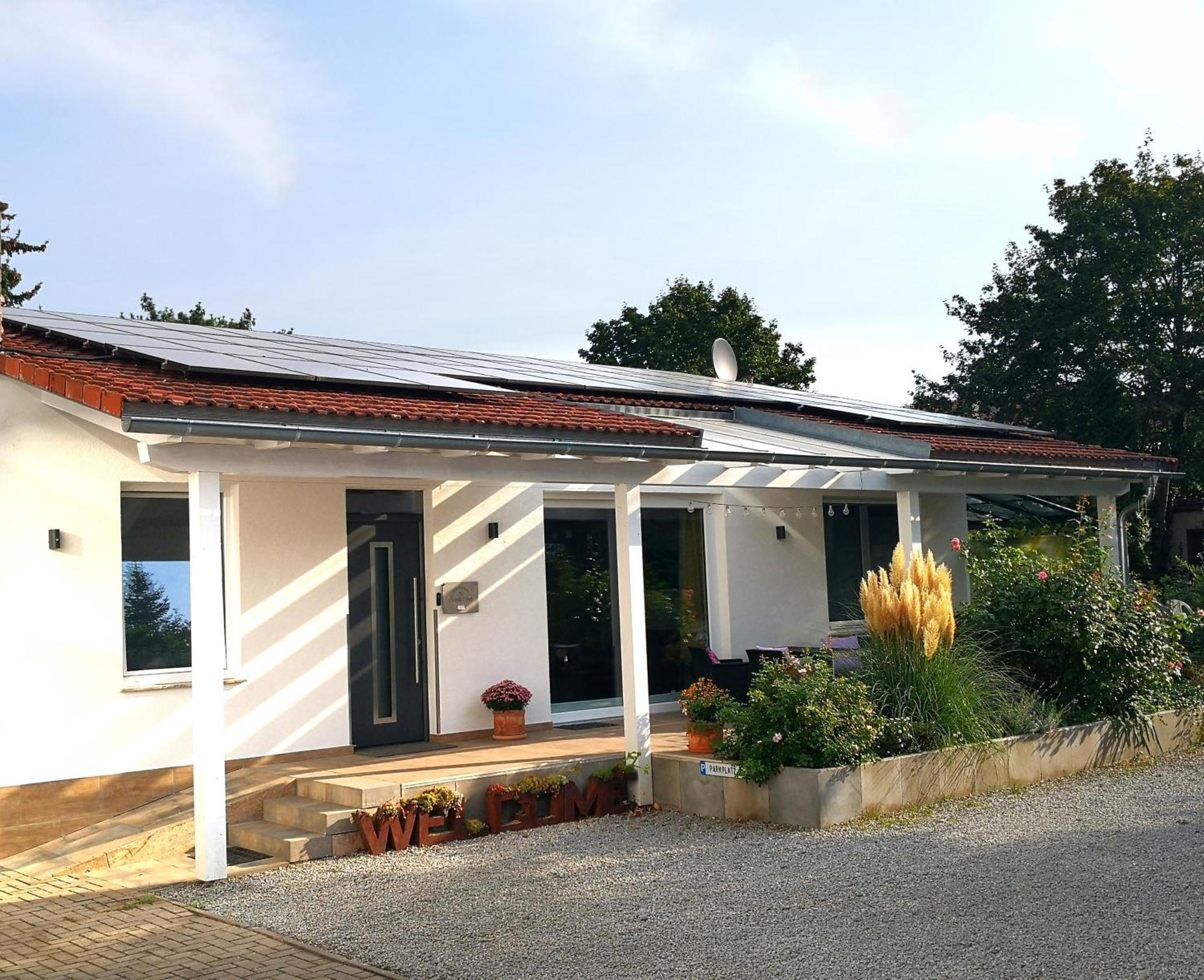 Auszeit Erfurt - Stilvoller Bungalow Mit Parkplatz - Zentrumsnah מראה חיצוני תמונה