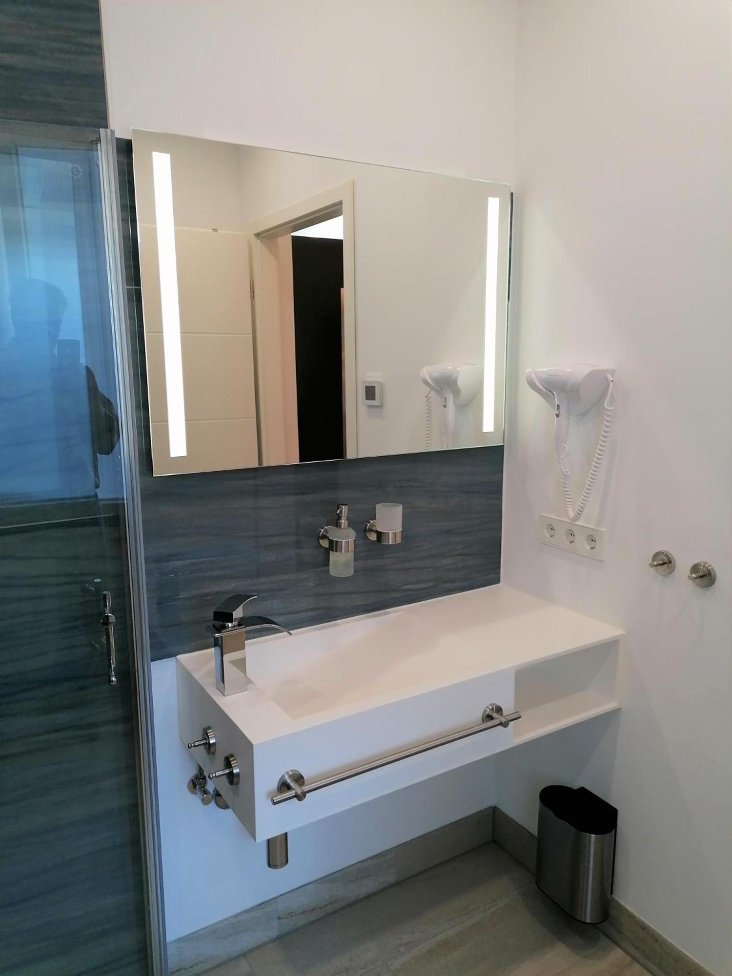 Auszeit Erfurt - Stilvoller Bungalow Mit Parkplatz - Zentrumsnah מראה חיצוני תמונה